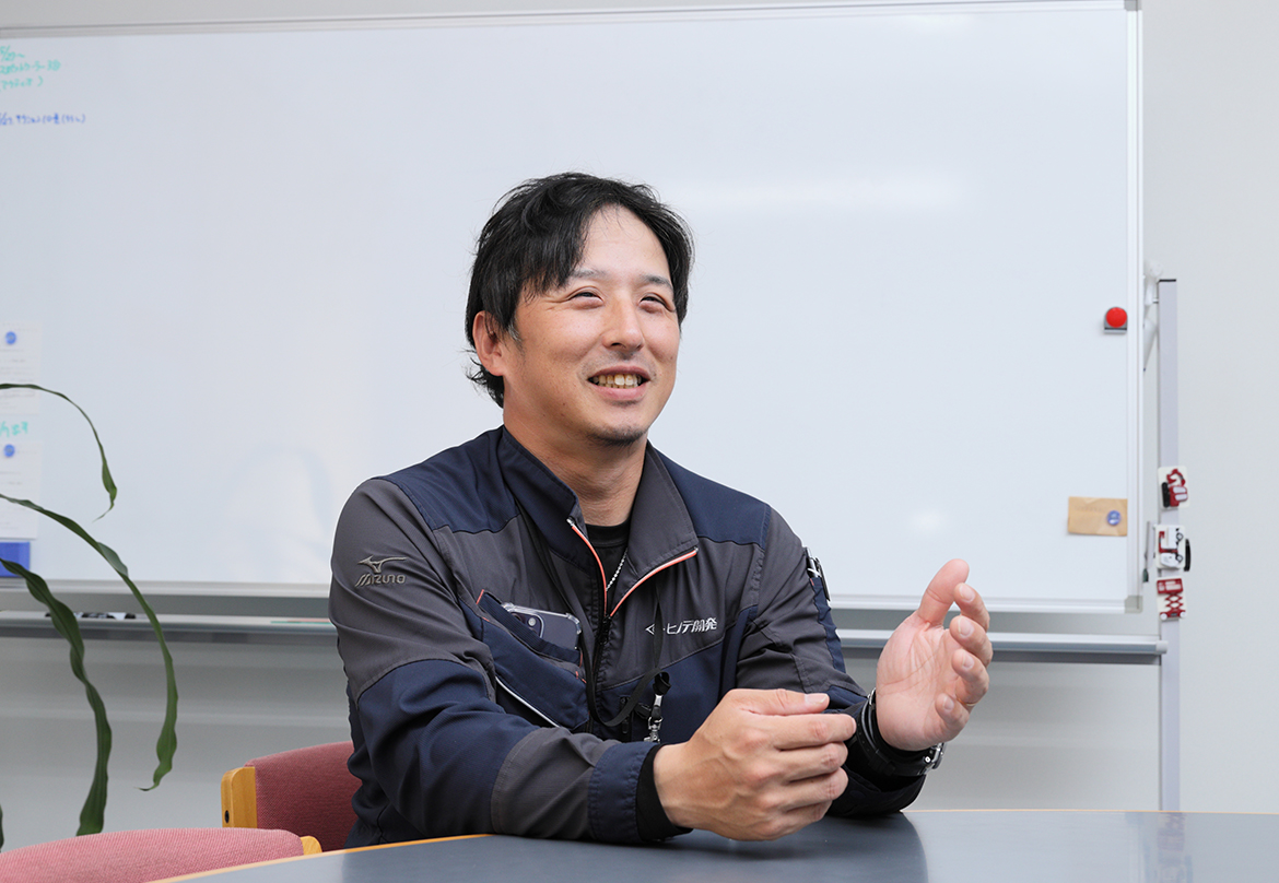 入社のきっかけと仕事内容を教えてください