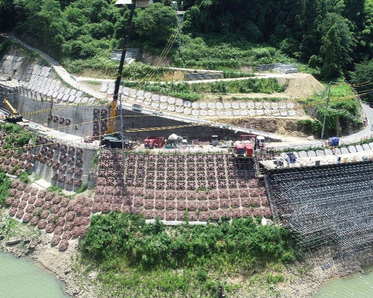 グラウンドアンカー工法